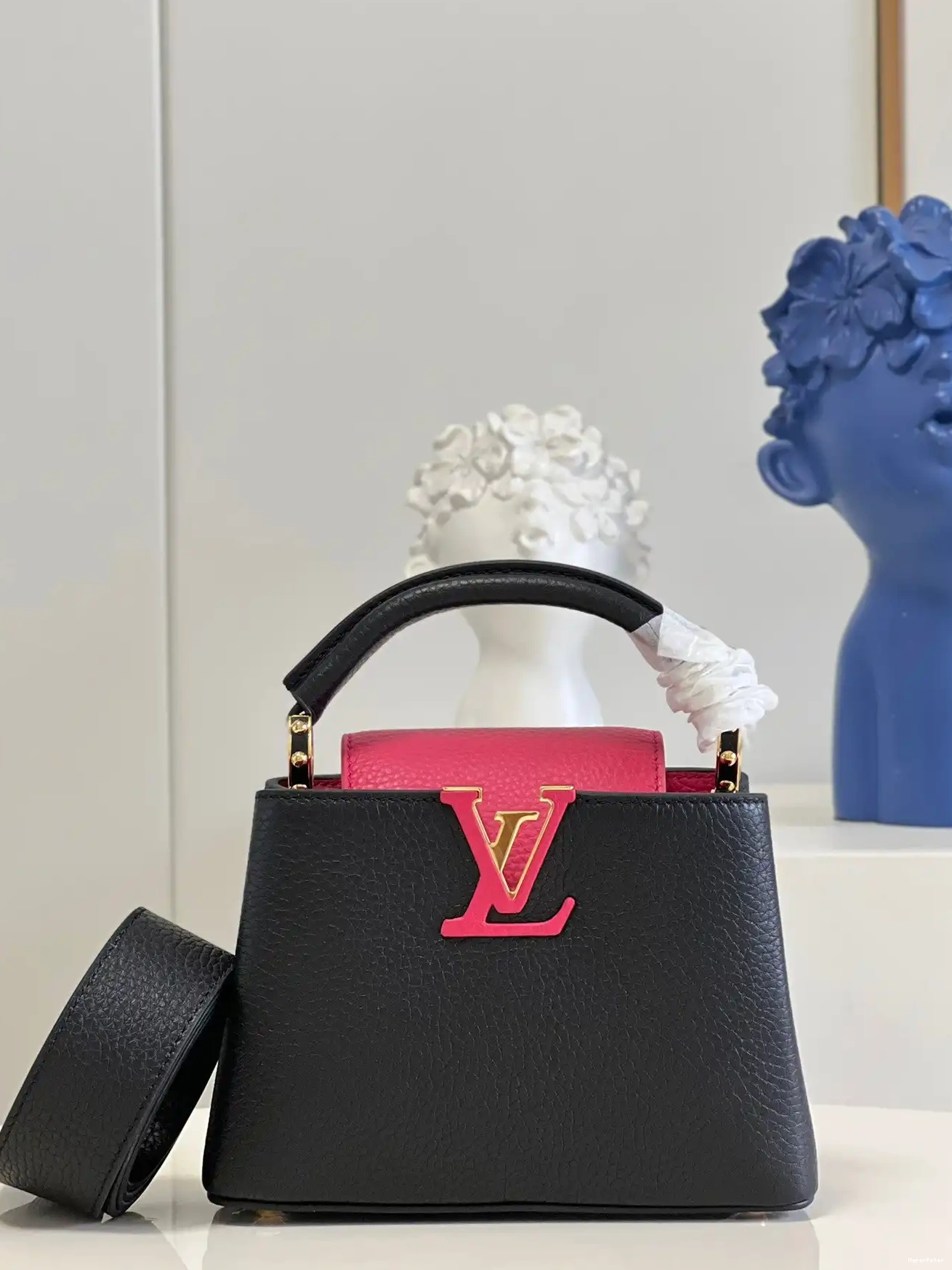 CAPUCINES MINI VUITTON LOUIS 0611